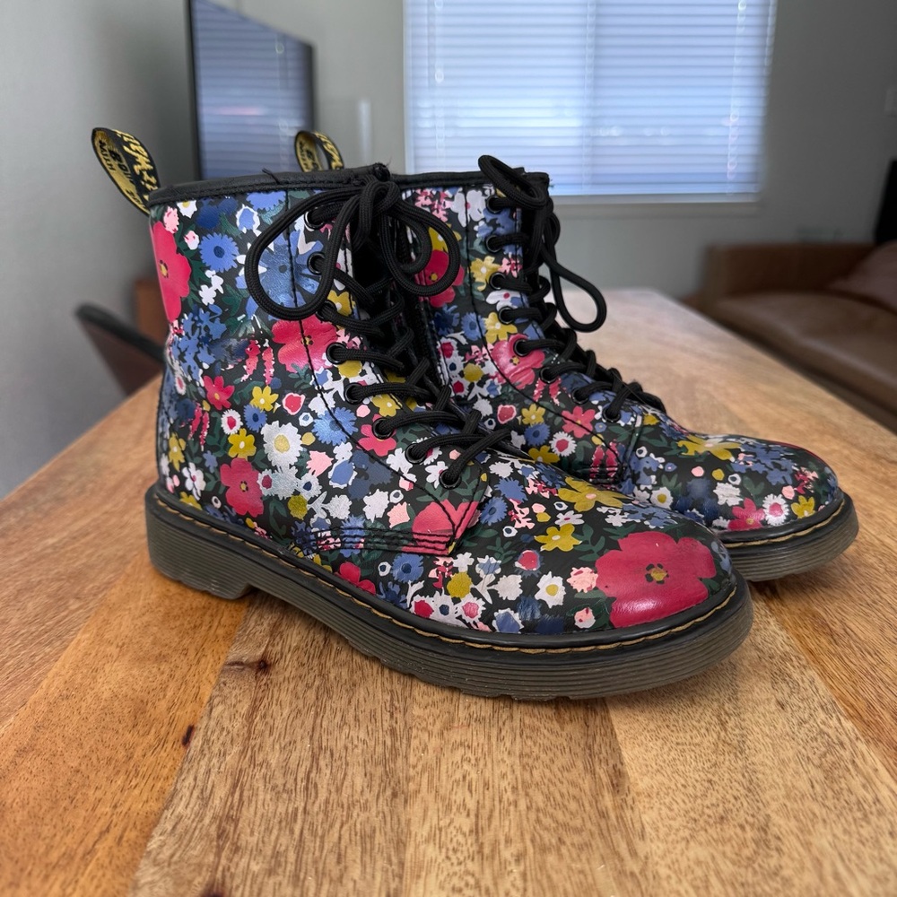 Floral Doc Martens 5L 4M 1460 Wanderflora Boots